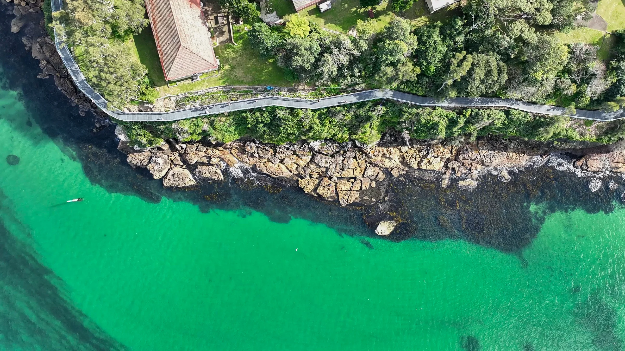 Overhead view of the walkway and sandstone shoreline at Hungry Point